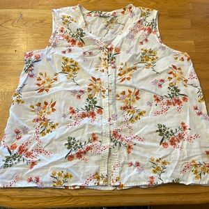 Women’s floral sleeveless blouse